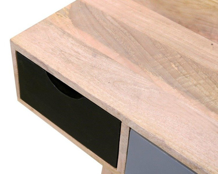 Biurko drewniane w skandynawskim stylu