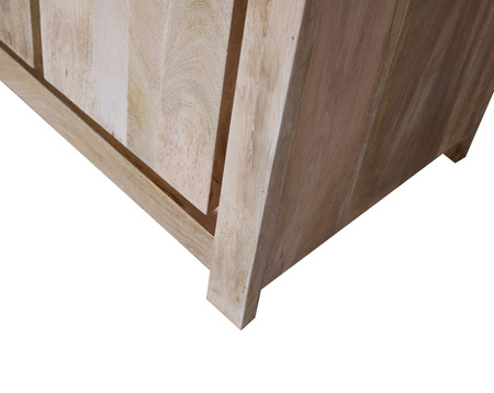 Drewniana komoda z Mango NR-03-MN